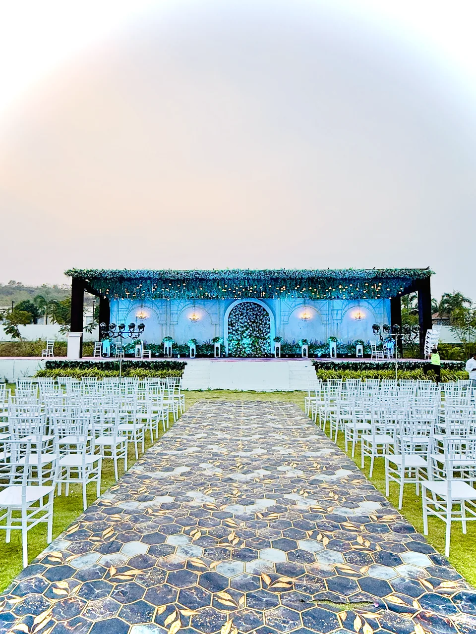 Palace wedding scene